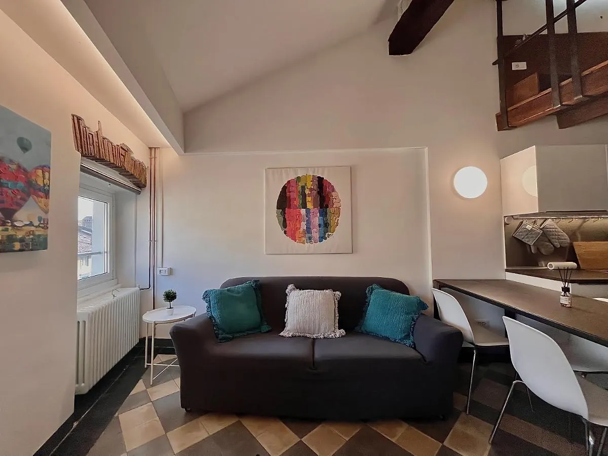 Piazza Pontida Modern Loft Bergamo Apartment Italy